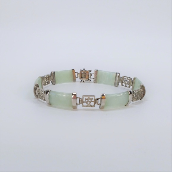 Jewelry - Sterling Silver 925 Mint Green Jade Link Bracelet